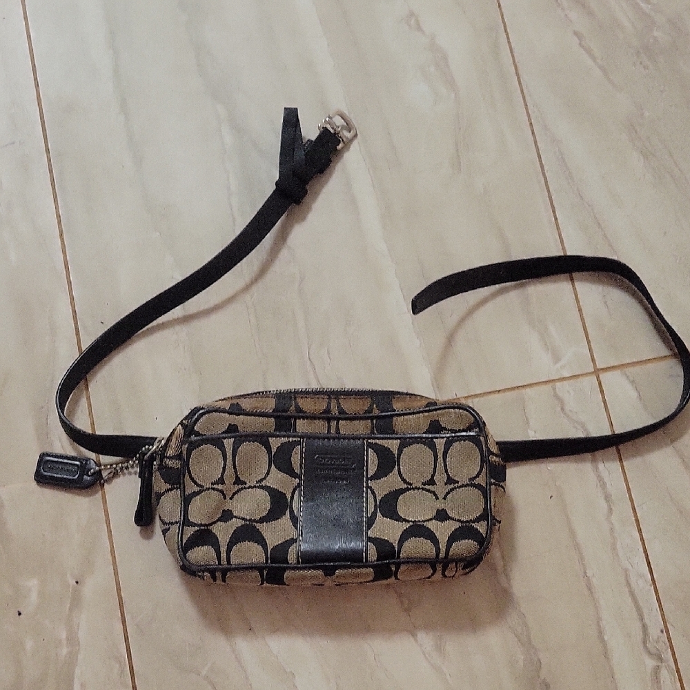 Vintage Coach Monogram Crossbody in Black and Tan